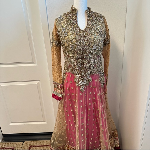 Elegant Pink and Gold Three-Piece Lehenga with Velvet Borders - Picture 6 of 16